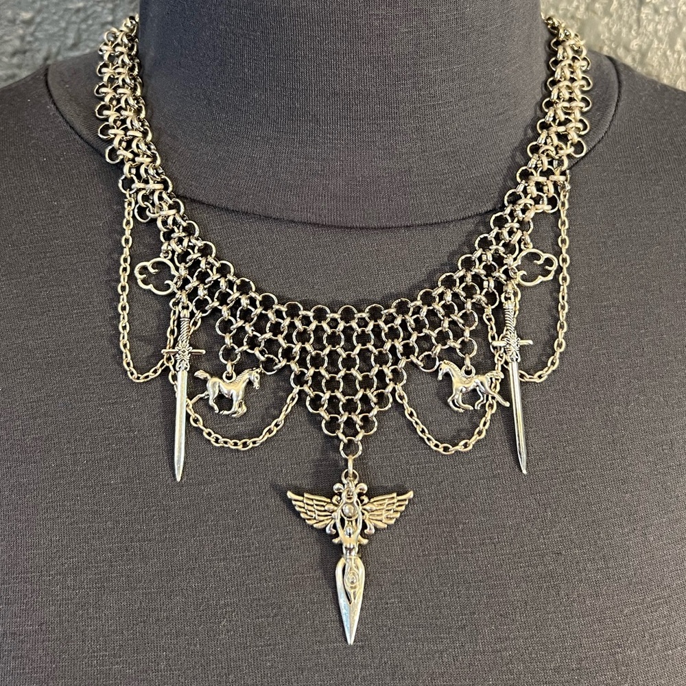“Ride of the Valkyries #5" Handmade Gothic Warrior Silver Chainmail Bib Necklace - Picture 8 of 16
